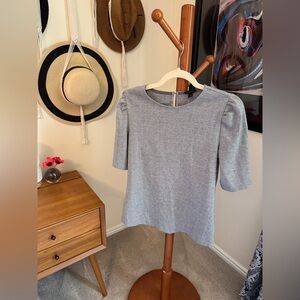 Ann Taylor Gray Herringbone Top size medium